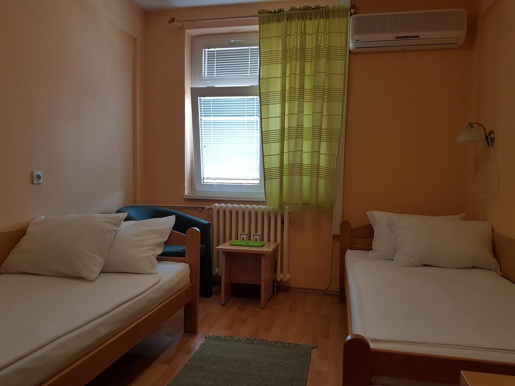 Guest House Regionalni Centar Ni Kültér fotó